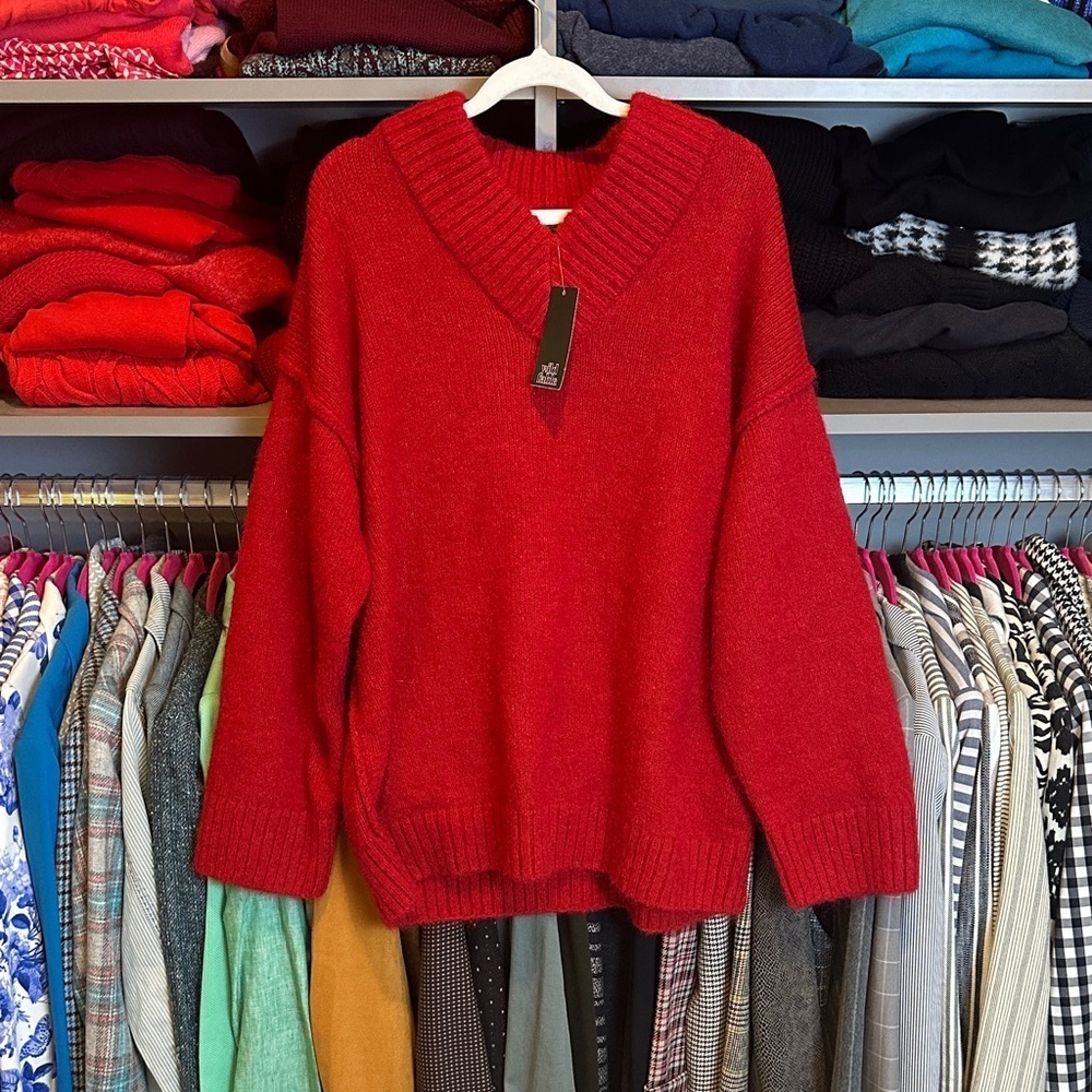 Wild Fable red oversized tunic length long sleeve v neck sweater size M NWT